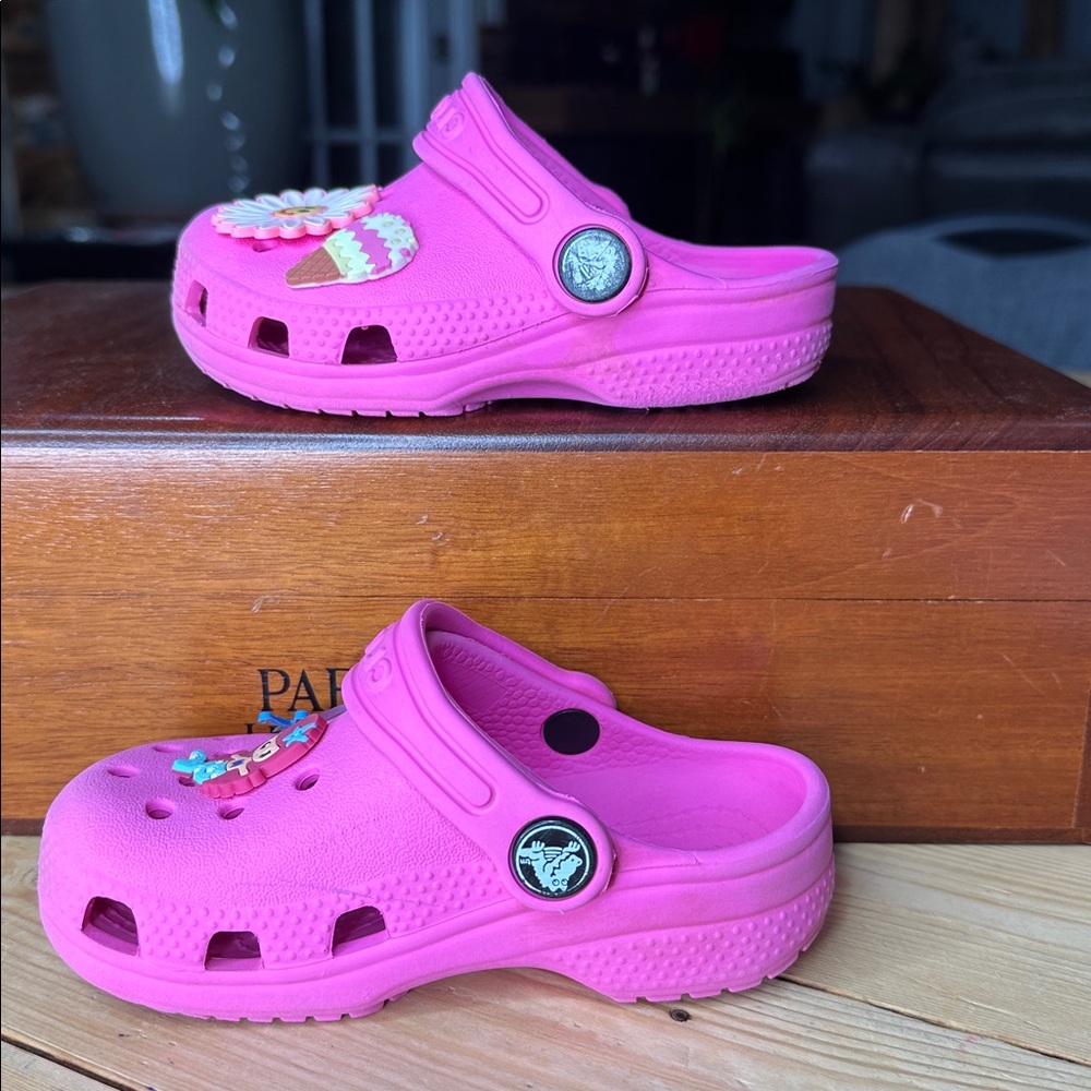 Crocs Girls shoes SZ C7 Pink ! - Picture 4 of 6